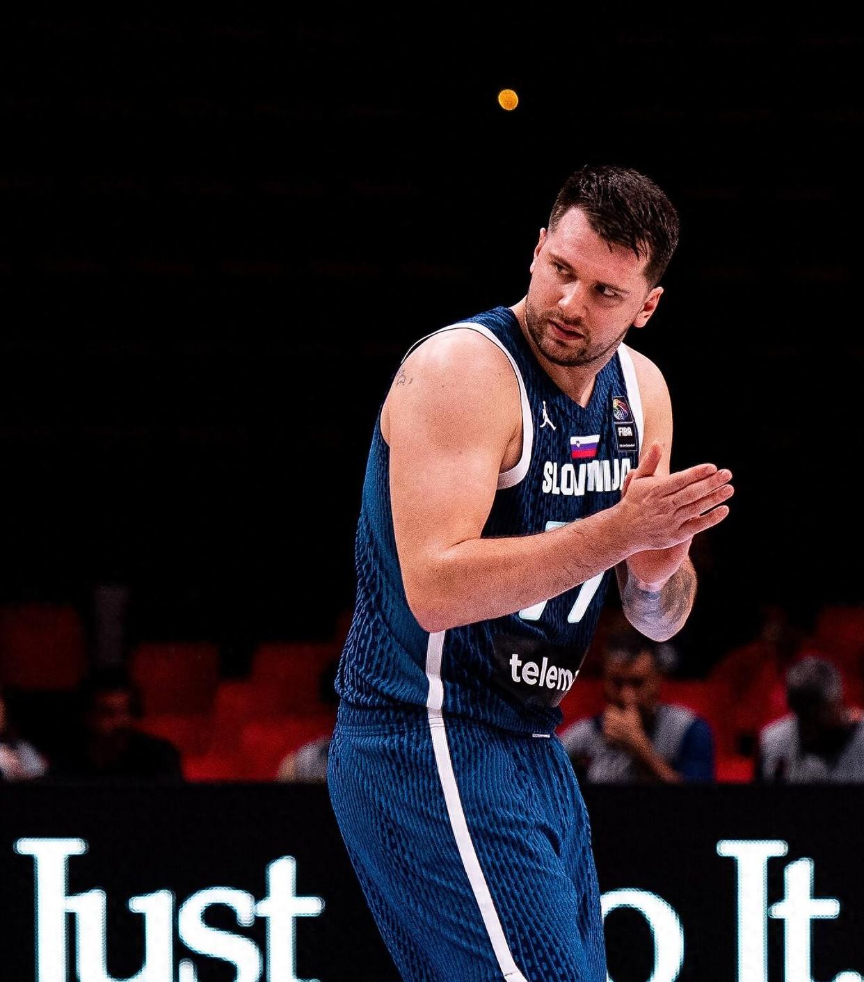 雷速体育-东契奇连续十二场比赛得分超过关键助攻，皇家马德里挑战极限！的简单介绍