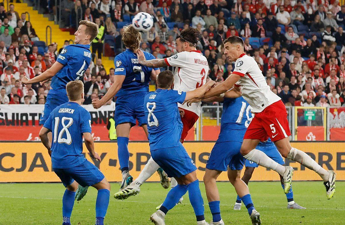 莱万多夫斯基关键节点大胜，瑞士队带队取胜！的简单介绍